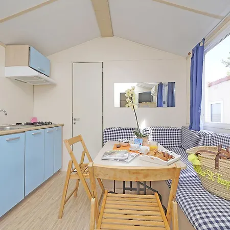 Village Butterfly Kamp alanı 4*