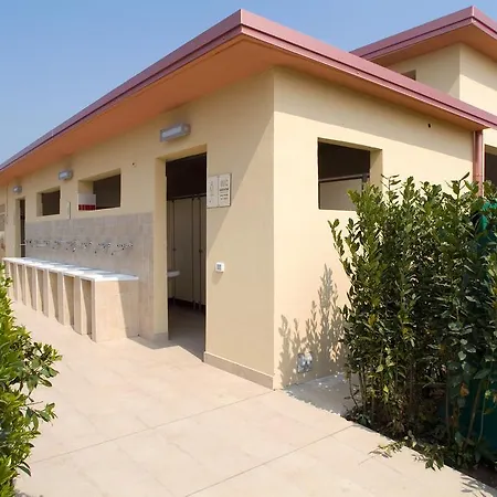 Kamp alanı Village Butterfly Peschiera del Garda