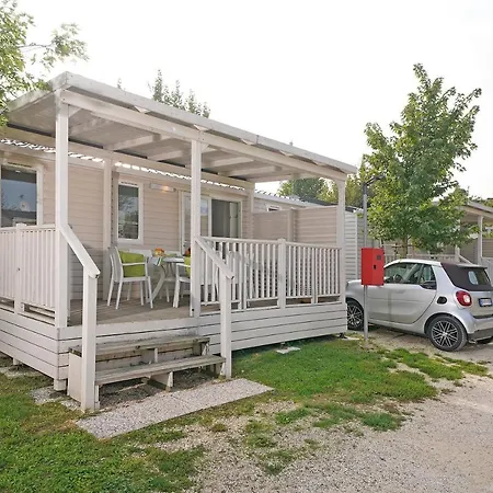 Village Butterfly 4*