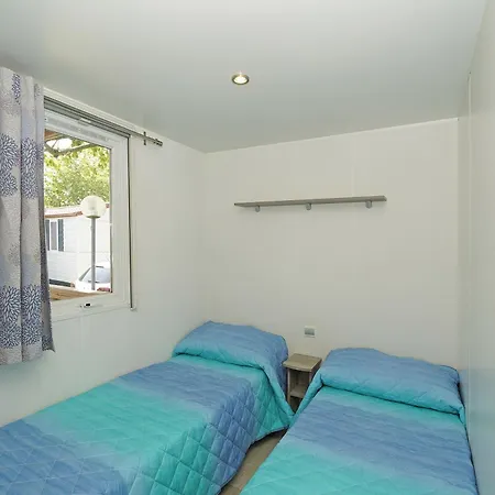Butterfly Village 4*