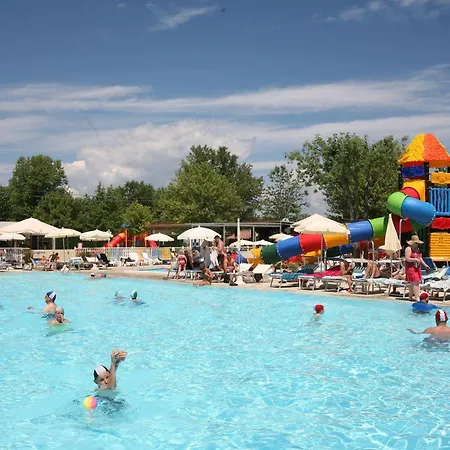 Butterfly Village 4*