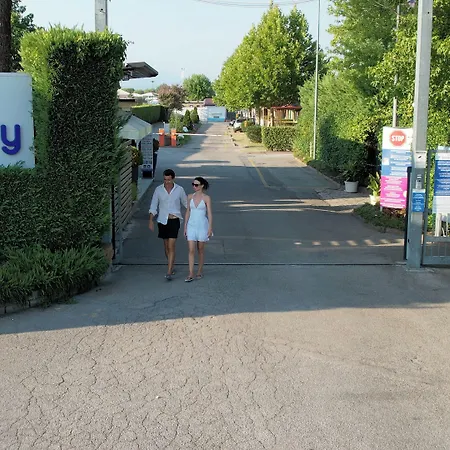 Campsite Village Butterfly 4*
