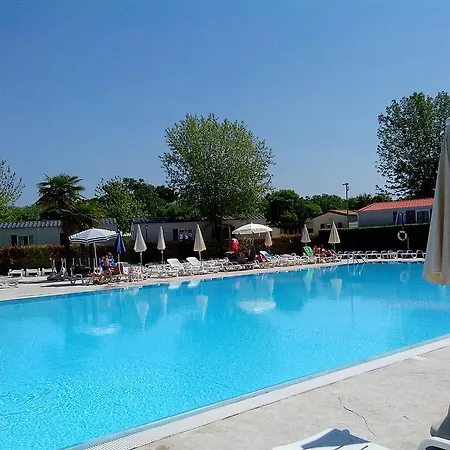 Campeggio Butterfly Village 4*