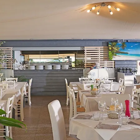 Village Butterfly 4* Пескьера-дель-Гарда