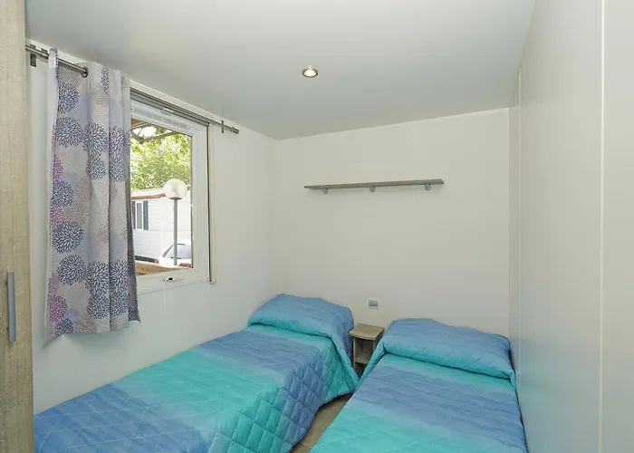 Village Butterfly 4*